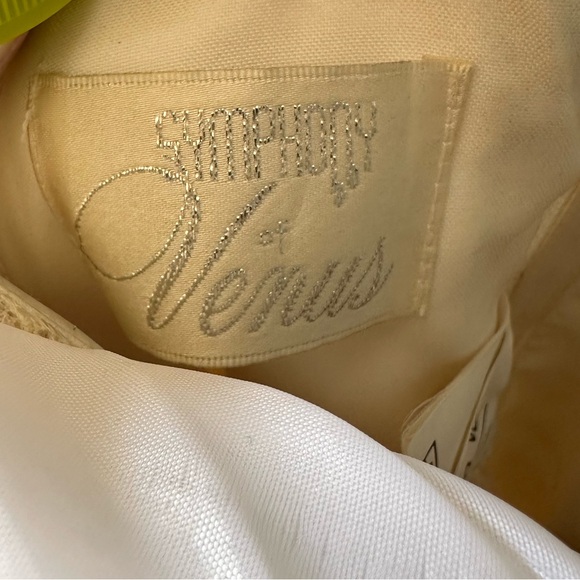 Symphony of Venus Blush Wedding Dress - Picture 12 of 16